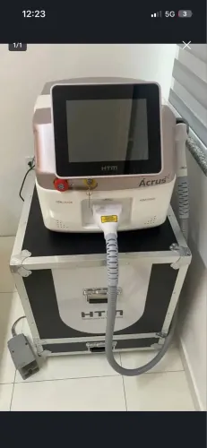 Máquina de epilacao a laser htm