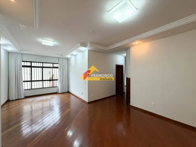 Apartamento para aluguel, 3 quartos, 1 suíte, 2 vagas, Centro - Divinópolis/MG