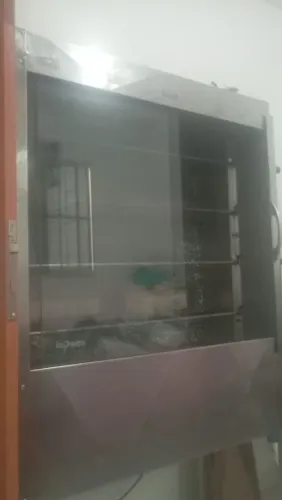 Máquina de assar frango