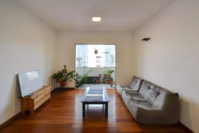 Apartamento à venda no bairro Silveira