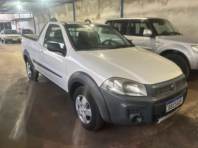 Fiat Strada Working Hard 1.4 Fire Flex 8V CS 2017