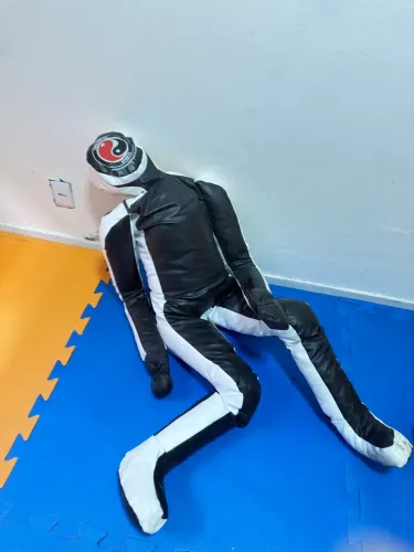 Vendo boneco de treino de jiu jitsu 