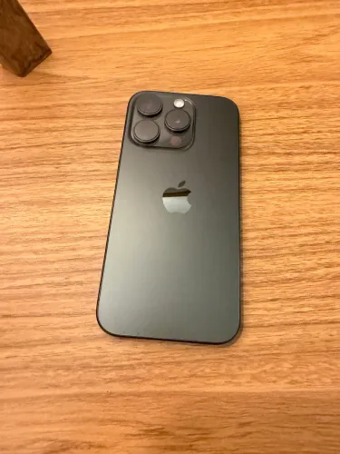 Iphone 15 pro 512gb cinza chumbo, nenhum risco, nenhuma peça trocada, impecável
