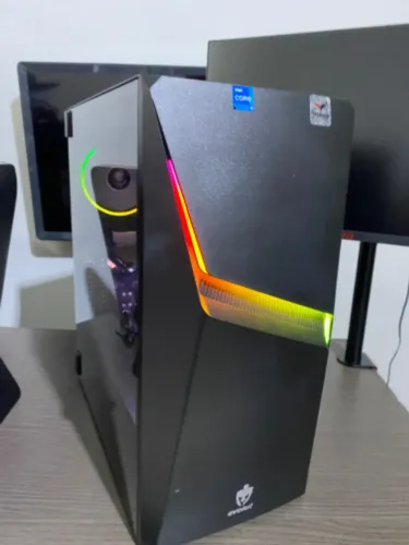 CPu Gamer Intel Core i7 7700k 4.6Ghz 16GB Ssd 256GB + 500HD Rx 580 16GB GDDR5