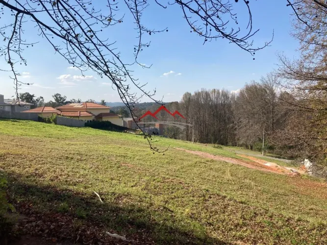 TERRENO A VENDA NO CONDOMÍNIO TERRA CAXAMBU EM JUNDIAÍ-SP