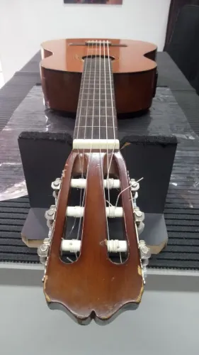 Violão Takamine cordas de naylon em excelente estado