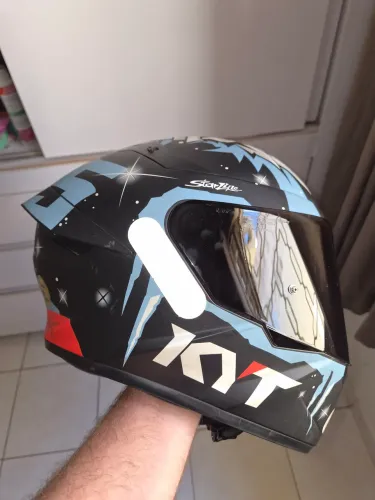 Capacete KYT TT Course Masia Winter Test Gloss. Tamanho M.