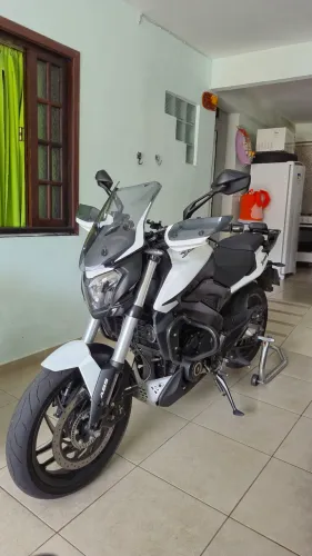 Dominar 400 2025 impecável