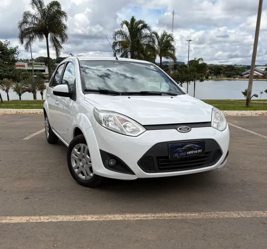 Ford Fiesta S 1.0 8V Flex 5P 2014