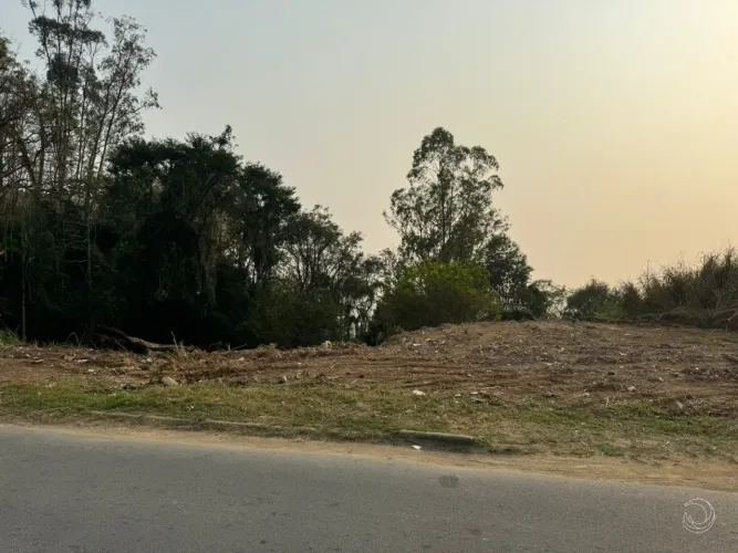 Terreno de 652,5m² localizado no Centro de Florianópolis