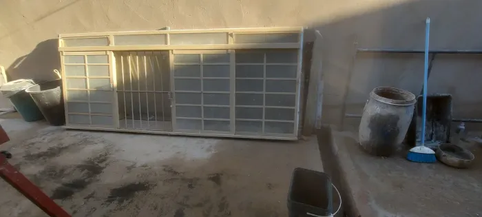 Vende se um vitro de 3 metros por 1.20 valor 350