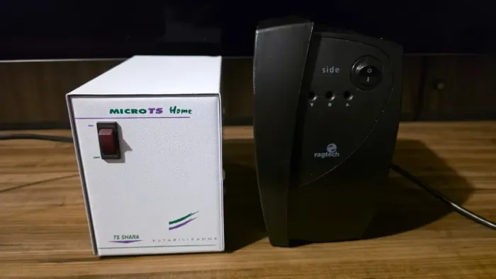 Kit 2 Estabilizadores TS Shara 1000VA + Ragtech Side 300VA