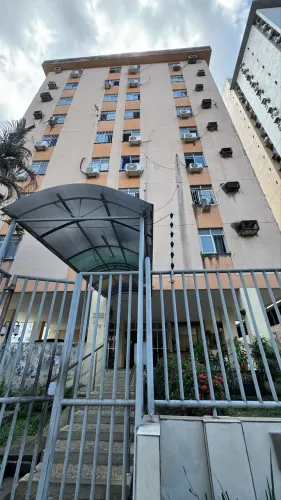 Vendo apto com 1 suíte no Ed Cláudio Chaves em Belém por 350 mil