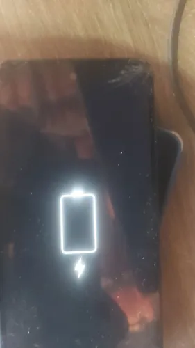 MOTO G04 REINICIA TODA HORA