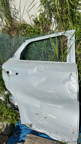 Porta traseira direita yuan plus byd