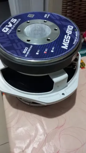Vende se 2 medio qvs novo comprado a 6 dias