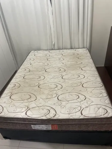 Cama box