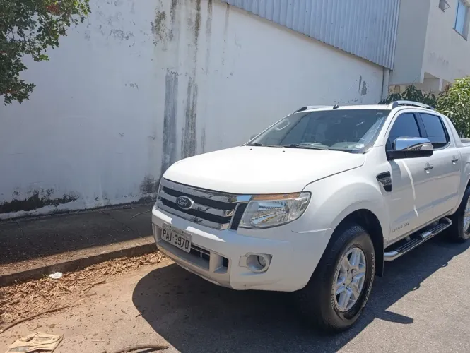 Ford Ranger Limited 3.2 20V 4X4 CD Aut. Dies. 2014