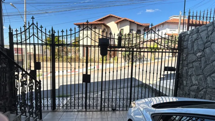 Vendo portão de grade