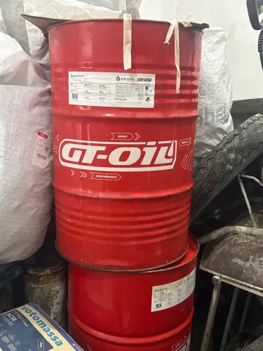 Tambores de 200 litros usado