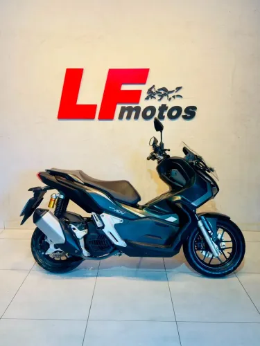 HONDA ADV 150 VERDE 2024