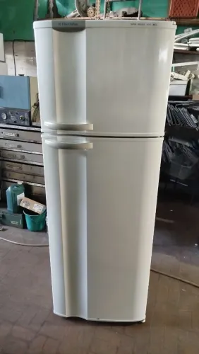 Geladeira nova Eletrolux 