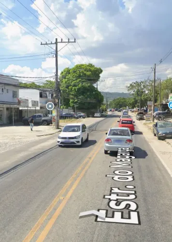 VENDO LOJA NA ESTRADA DO MAGARÇA EM FRENTE AO CONDOMÍNIO PORTAL DO MAGARÇA 