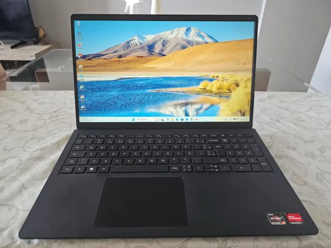 Notebook Dell Inspiron AMD Ryzen 5 5500U