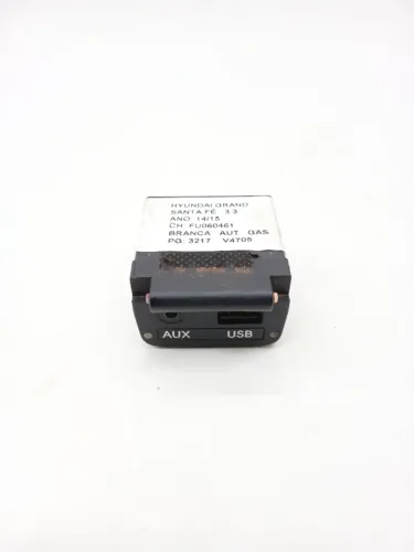 Entrada Usb Auxiliar Grand Santa Fé 3.3 2015 961202w501
