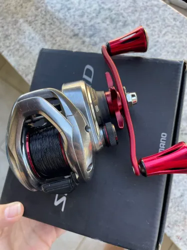 KIT DE PESCA - SHIMANO SCORPION MD 300XG + LUMIS CRAZZY EDDY