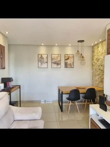 Apartamento para venda possui 84 metros quadrados com 3 quartos em Vila Olivo - Valinhos -