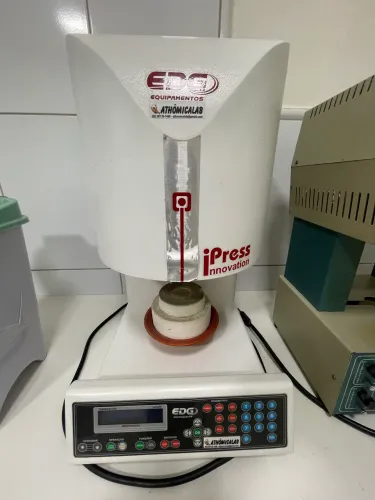 Forno de cerâmica odontológico EDG ipress