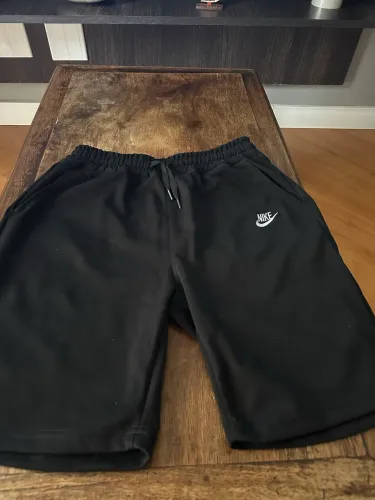 Bermuda Moletom Nike