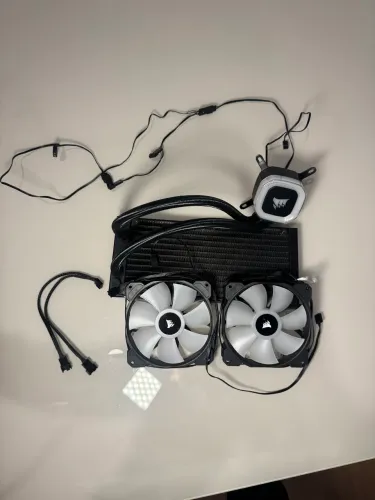 Water Cooler Corsair h100 240mm