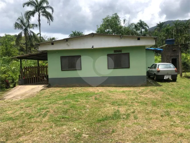 Sítio à venda com 2 quartos em Centro, Sete Barras