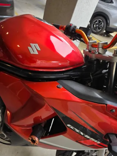 SUZUKI GSX 650F -ANO 2011 - MOTO REVISADA EM PERFEITO ESTADO