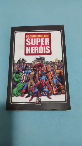LIVRO SUPER HERÓIS