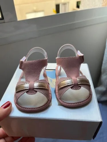 Sandalinha