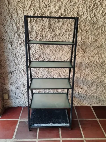 Expositor de Ferro com 5 Prateleira de Vidro