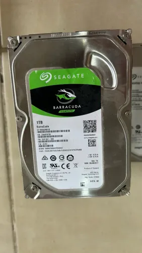 HD 1tb SEAGATE BARRACUDA