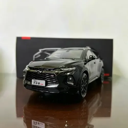 Chevrolet Blazer Rs 2020 Preto 1:18 - Paudi Model