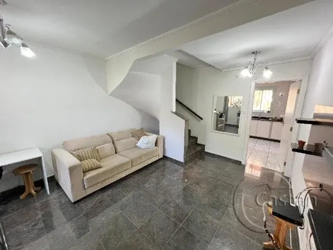 lindo sobrado com 2 quartos para alugar na mooca