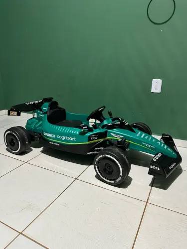 Carro elétrico infantil 12V - Aston Martin F1