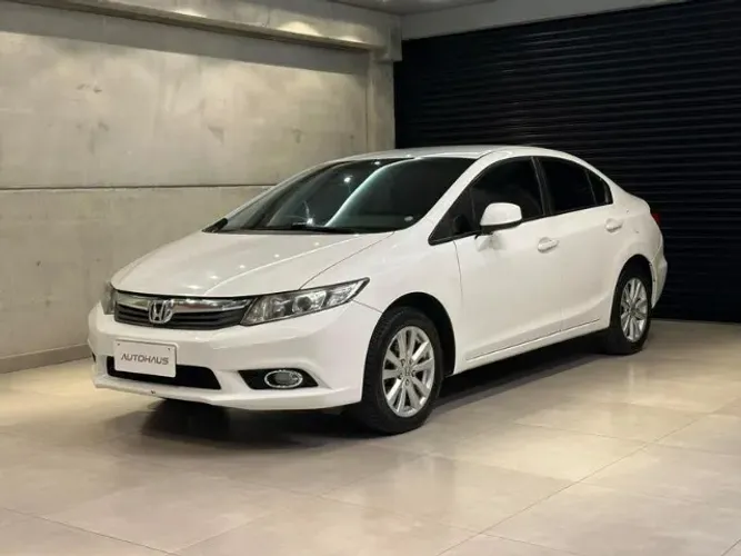 Honda Civic Sedan LXS 1.8/1.8 Flex 16V Aut. 4P 2013