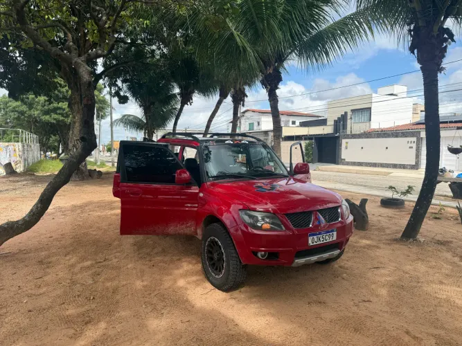 Mitsubishi Pajero TR4 2.0/ 2.0 Flex 16V 4X4 Aut. 2014