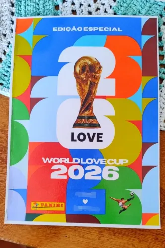 ÁLBUM DA COPA PERSONALIZADO DE FIGURINHAS DO CASAL ?