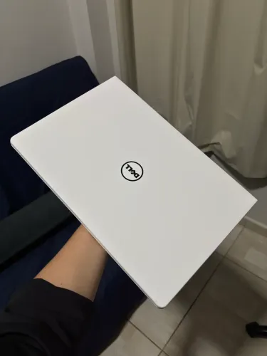 Vendo Notebook Dell Inspiron 15 5000