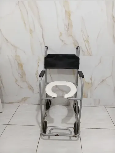 CADEIRA DE BANHO