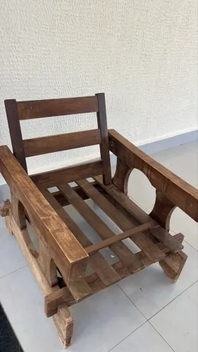 Sofá de madeira Rústica com Poltronas