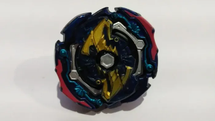 Beyblade Julgamento Joker usado sem lançador